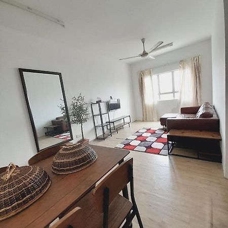 Adinda Homestay Куала-Тренгану Экстерьер фото