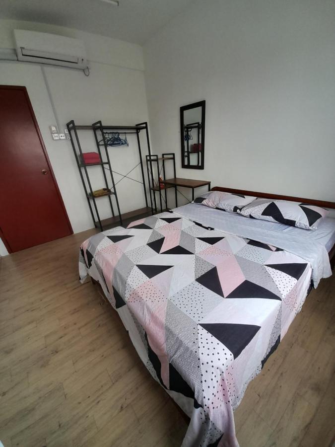 Adinda Homestay Куала-Тренгану Экстерьер фото
